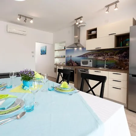 Majda Apartment *