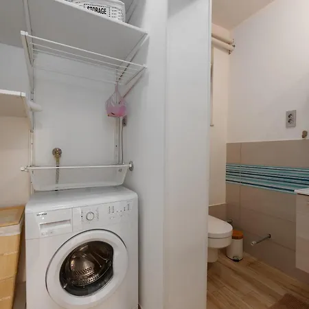 Majda Apartment *